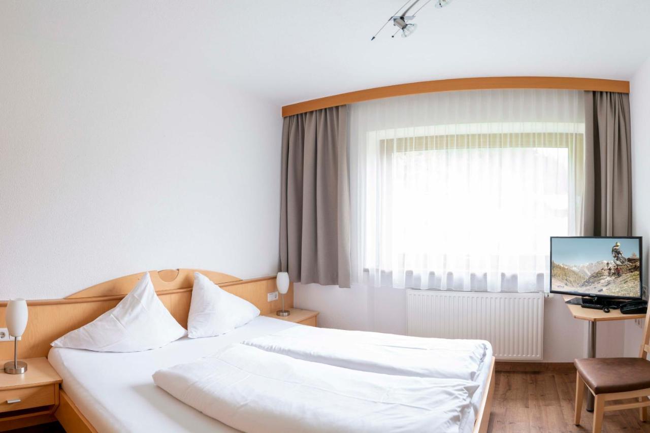 Apartament Gaestehaus Europa Sölden Zewnętrze zdjęcie